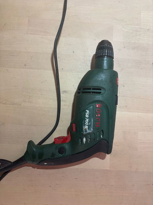 Bosch PSB 700 RE 700W κρουστικό δράπανο μεταχειρισμένο