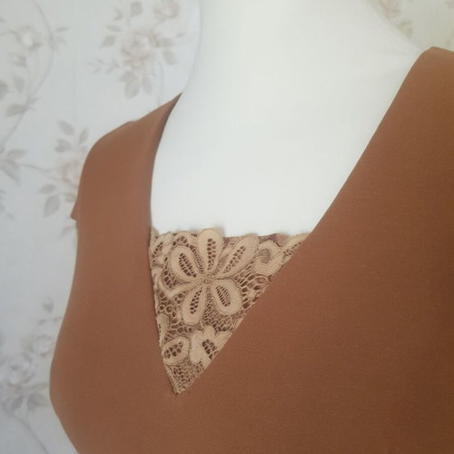 Dress Desiree size S like new, brown pleated with lace details
