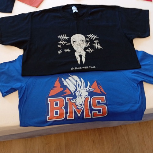 Two printed t-shirts, size XXL, black and blue
