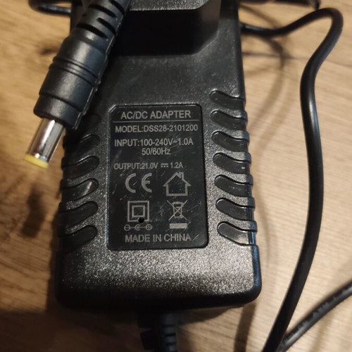 Power supply 21V 1.2A like new, continuous transformer