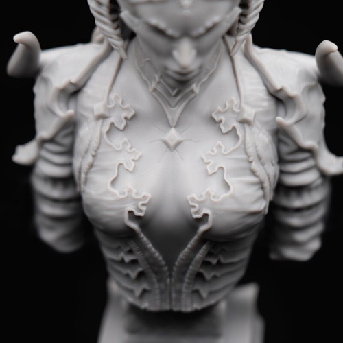 Lilith Diablo 4 figure new, ABS like resin, 17.5 cm