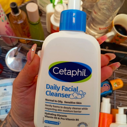 Cetaphil Daily Facial Cleanser 236 ml new
