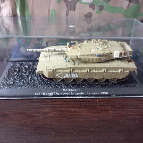 Merkava III 1:72 Die-Cast Military Tank Model by DeAgostini