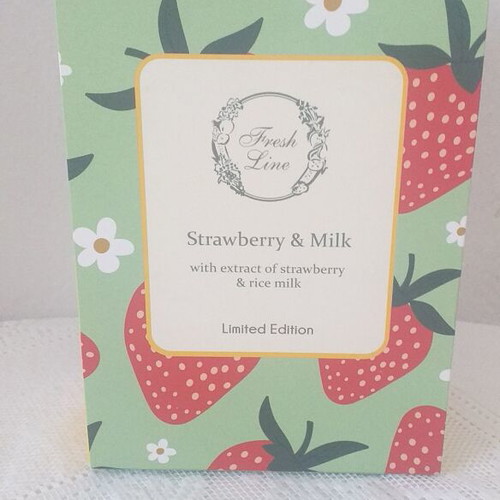 Shower Gel and Body Milk Strawberry & Milk new from Fresh Line