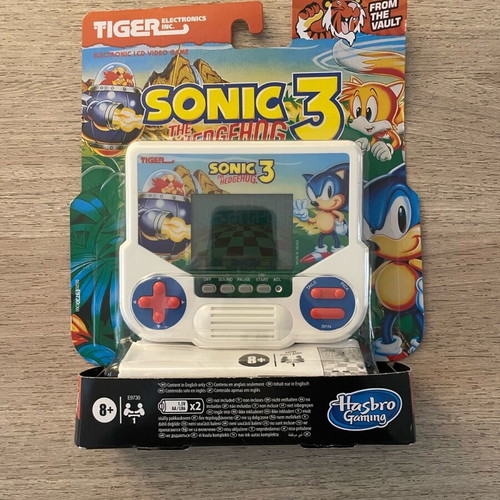 Tiger Electronics Sonic the Hedgehog 3 Electronic LCD Video Game new, sealed