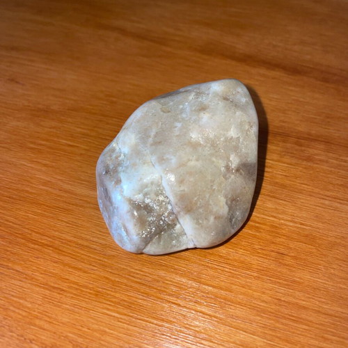 White quartz new with clear appearance and crystal shine