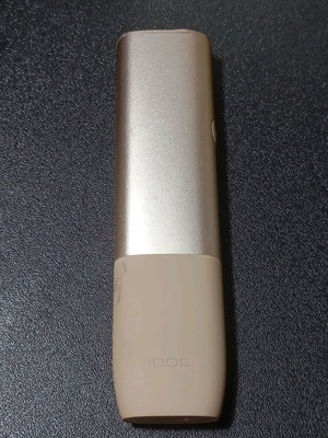 IQOS ILUMA ONE μεταχειρισμένο