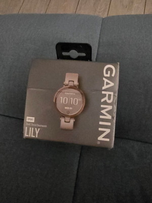 Garmin Lilly watch used