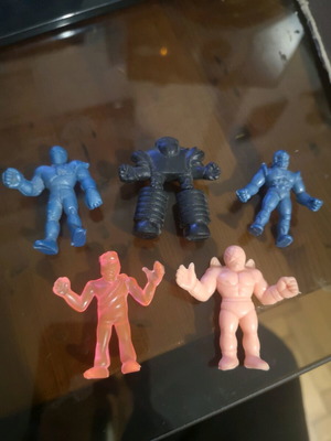 Exogini figures pack used