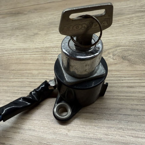 Honda C50 6V ignition switch with original key