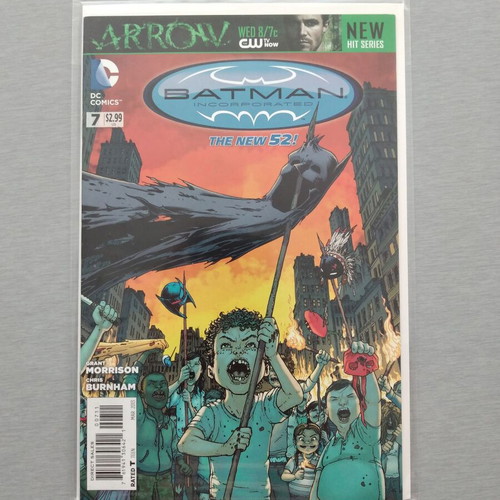 Batman Incorporated #7 comic book like new, English paperback