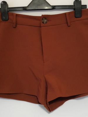 Shorts red-brown size L like new