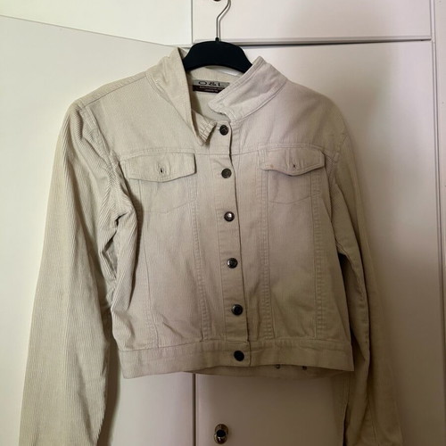 Beige jacket like new, size M