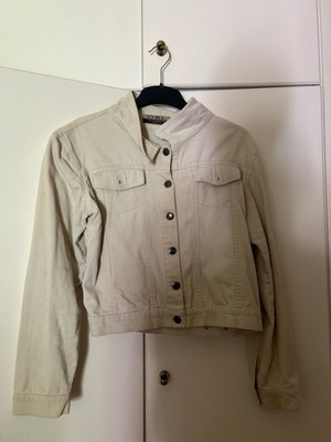 Beige jacket like new, size M