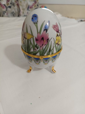 Limoges decorative egg 18cm height