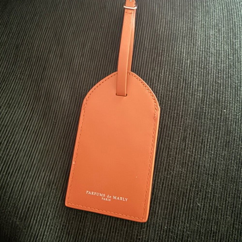 Luggage tag της parfums de marly καινούργιο