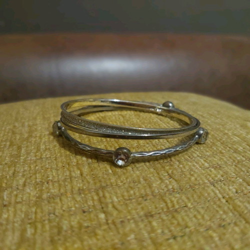 Silver bracelets set of 3 like new with stones and glitter