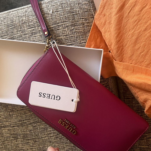 Guess wallet new with tags, pink and purple
