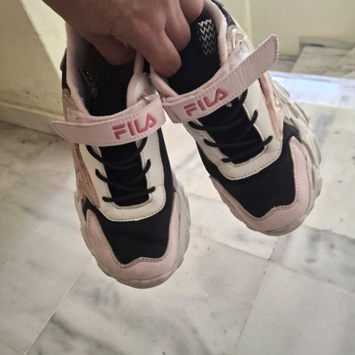Fila athletic shoes used size 35