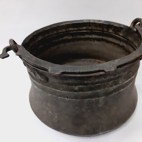Antique Copper Cauldron 19th Century Hand-Hammered Used