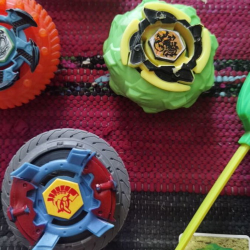 BeyWheelz collection like new from Hasbro series