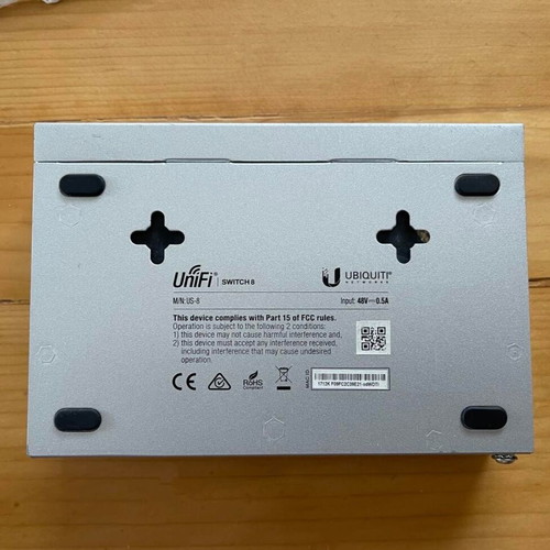 Ubiquiti UniFi US-8 12W Gen 1 Managed Gigabit Switch like new