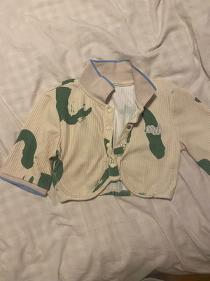Milkwhite crop top