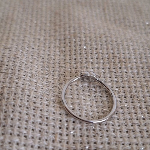 Minimal silver ring new, small size