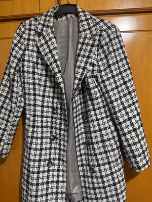 Coat like new, size M, black