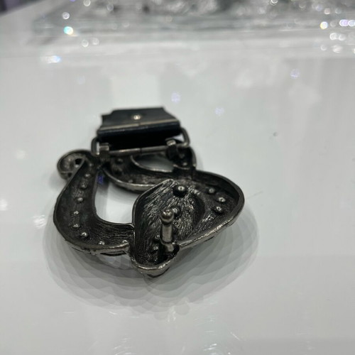 Belt buckle used, large, gray