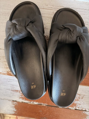 H&M Black Slides with Bow Size 40 like new