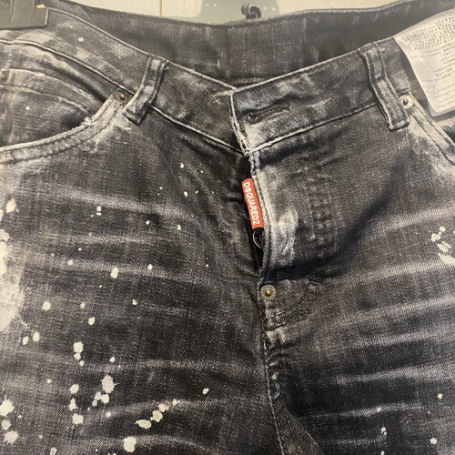 Dsquared2 women's jeans like new, black with paint splatter effect