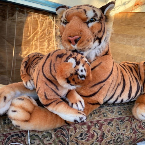 Large plush decorative tiger like new