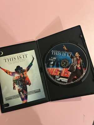 Michael Jackson This Is It DVD like new, Pop