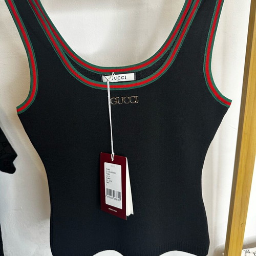 Gucci sleeveless tshirt new, black and white women's