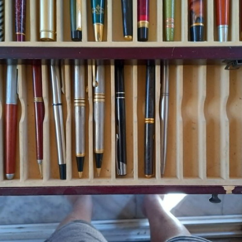 Collectible pens set of 36 with wooden case like new