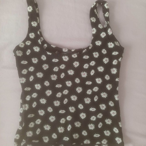 Sleeveless women's top, black