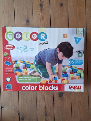 Color Blocks set of 85 pieces new in box