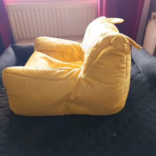Cat/Dog armchair like new, small yellow