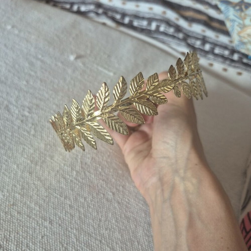 Hairband gold color like new