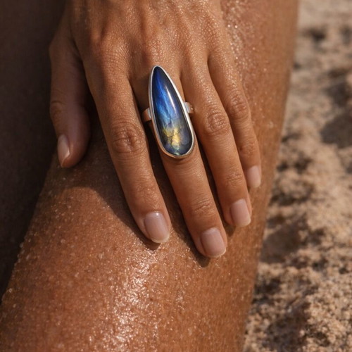 Sterling Silver 925 Statement Ring with Labradorite Stone, like new