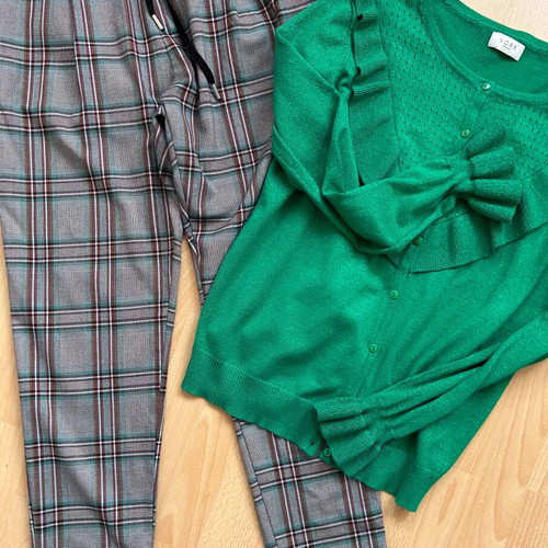 Imperial Sporty Elegant Women's Pants like new, plaid