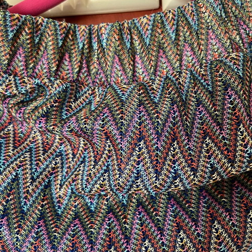Attrattivo skirt new, multicolored with side slits
