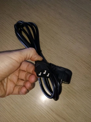 Computer power cord like new with C13 plug