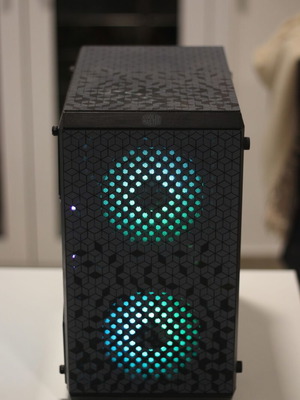 Gaming PC μεταχειρισμένο με Ryzen 5 5600X, Radeon 6650XT, 32GB RAM