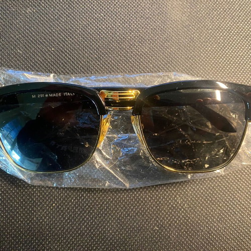 Saint Louis sunglasses new, Italian, black and gold