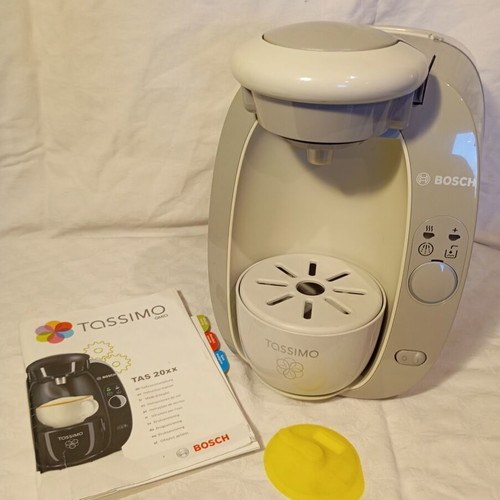 Bosch Tassimo T20 coffee maker for capsules like new with manual
