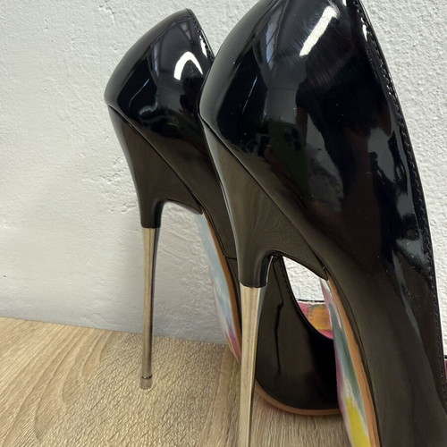 Black patent leather stiletto heels, 16 cm