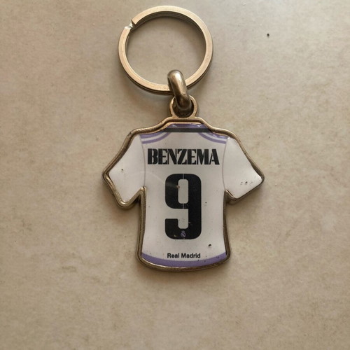 Benzema keychain like new from Real Madrid boutique