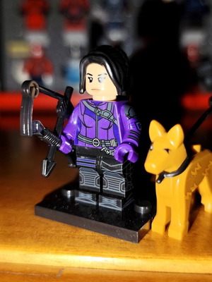 Hawkeye Kate Bishop figure like new with Lucky the Pizza Dog and accessories